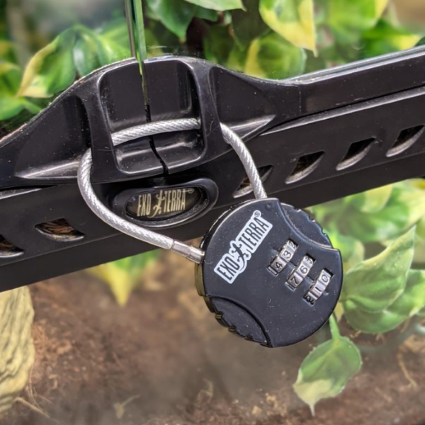 Child-Proof Terrarium Reptile Habitat Combination Lock